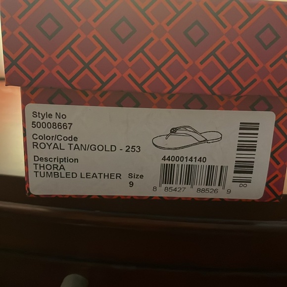 Tory Burch Sandals size 9 - Picture 2 of 3